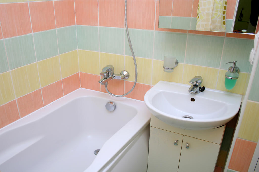 Inn Home Apartments - Livoberezhna Київ Екстер'єр фото
