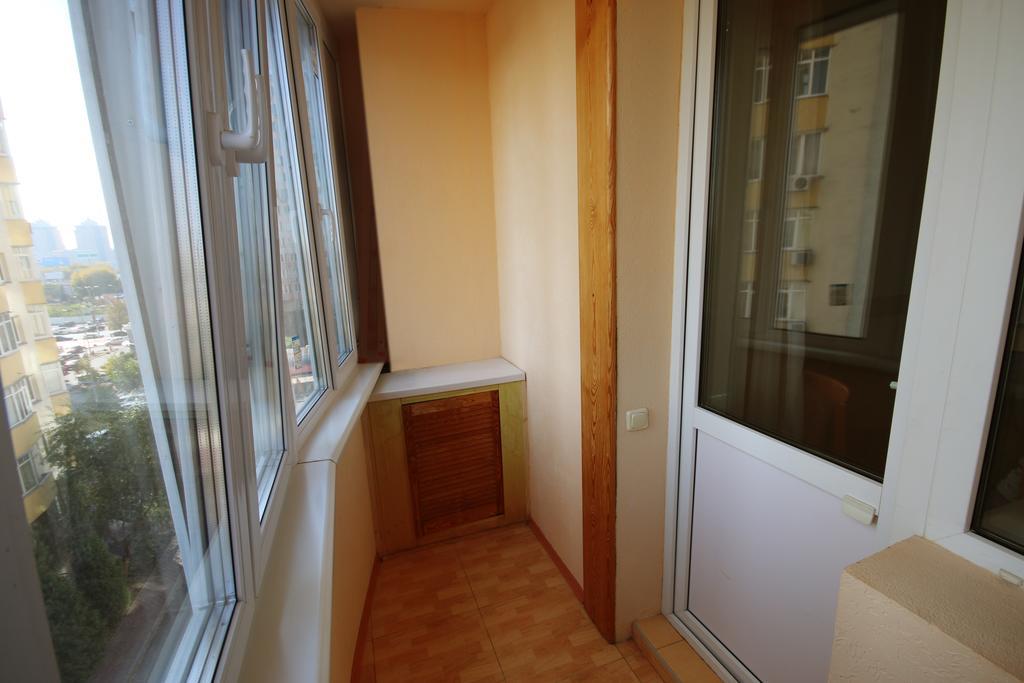 Inn Home Apartments - Livoberezhna Київ Екстер'єр фото
