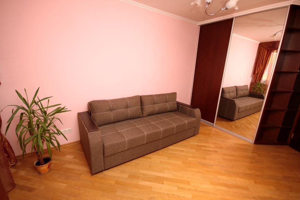 Inn Home Apartments - Livoberezhna Київ Екстер'єр фото