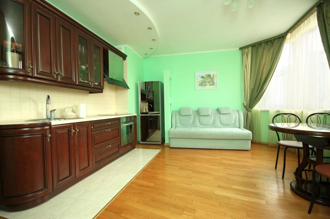 Inn Home Apartments - Livoberezhna Київ Екстер'єр фото
