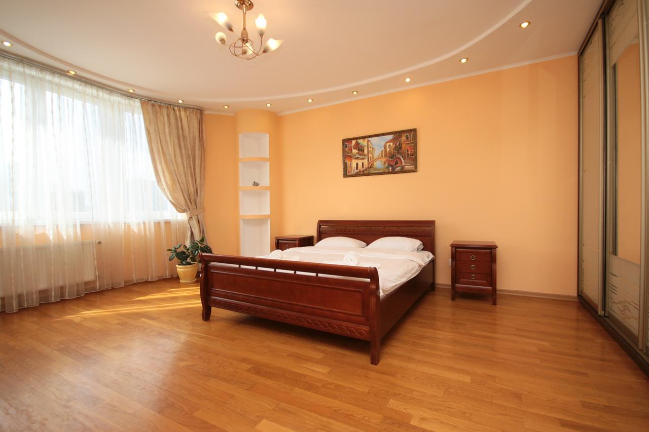 Inn Home Apartments - Livoberezhna Київ Екстер'єр фото