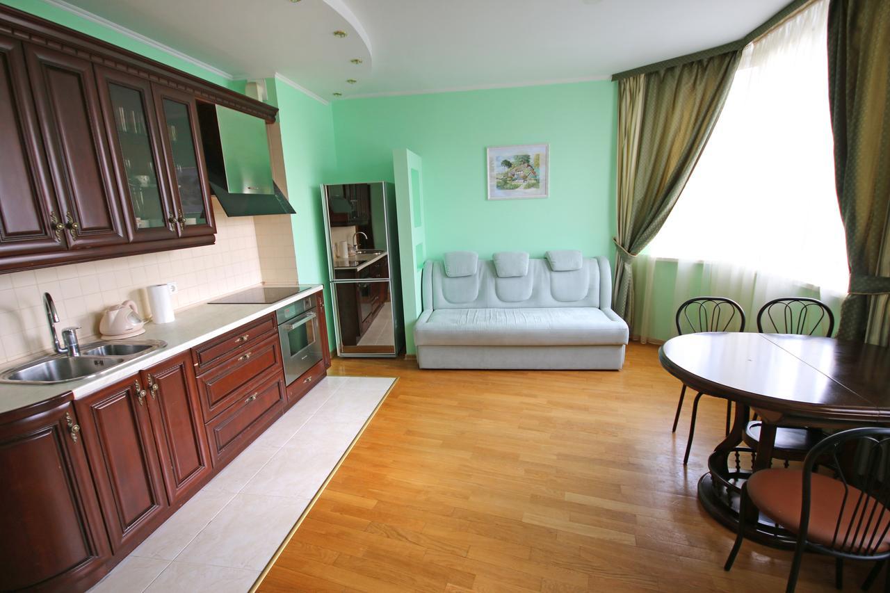 Inn Home Apartments - Livoberezhna Київ Екстер'єр фото